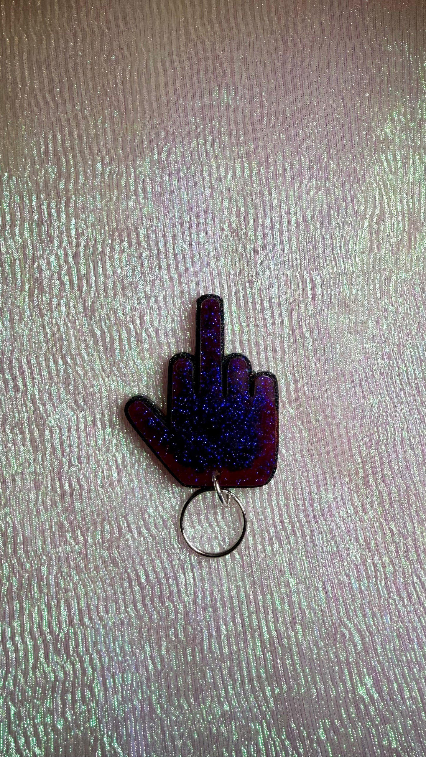 Middle finger keychain *DEFECT*