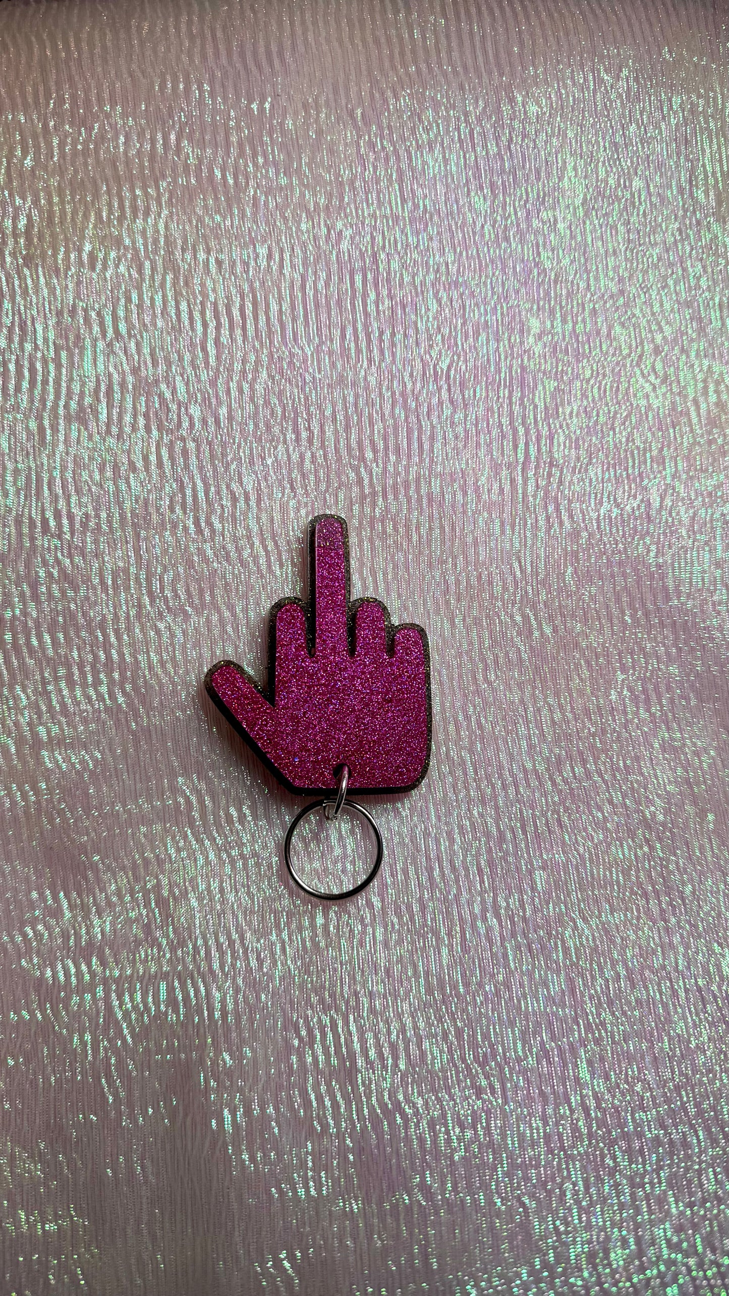 Middle finger keychain *DEFECT*