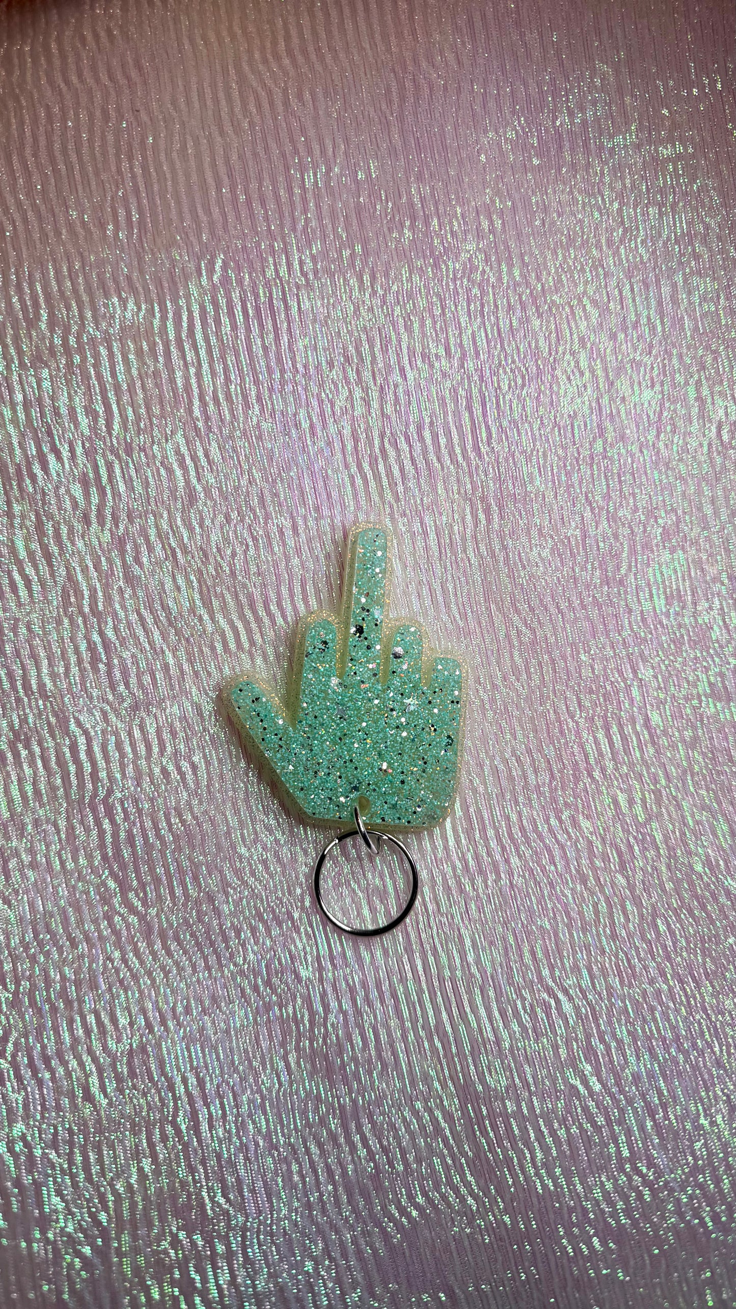 Middle finger keychain *DEFECT*