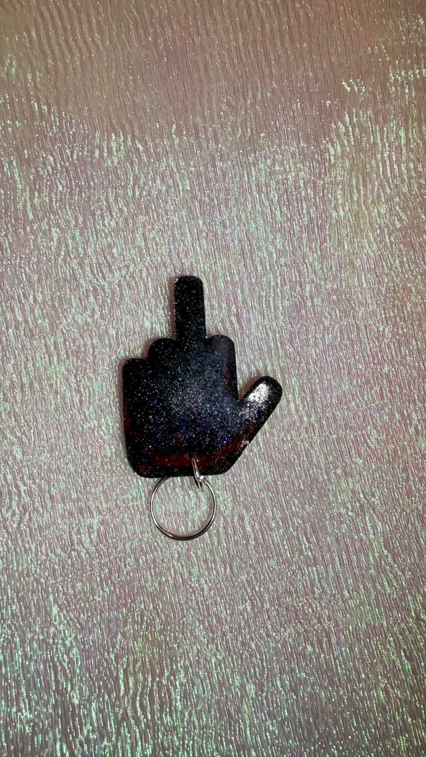 Middle finger keychain *DEFECT*